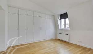 Location Appartement Paris 8ème